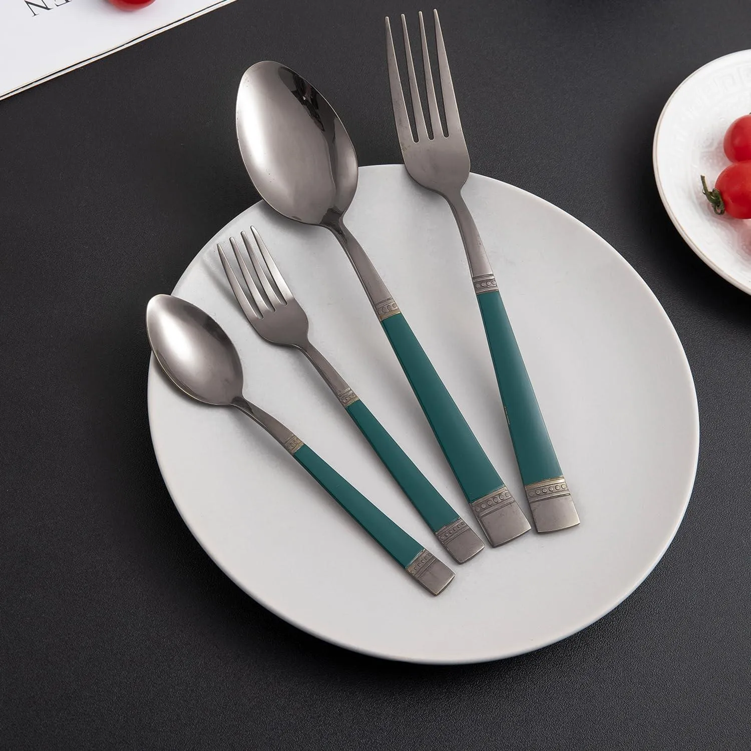 HOKIPO Cutlery Set of 18 / 24 Pcs Stainless Steel Flatware Set, Mirror Finish - Black