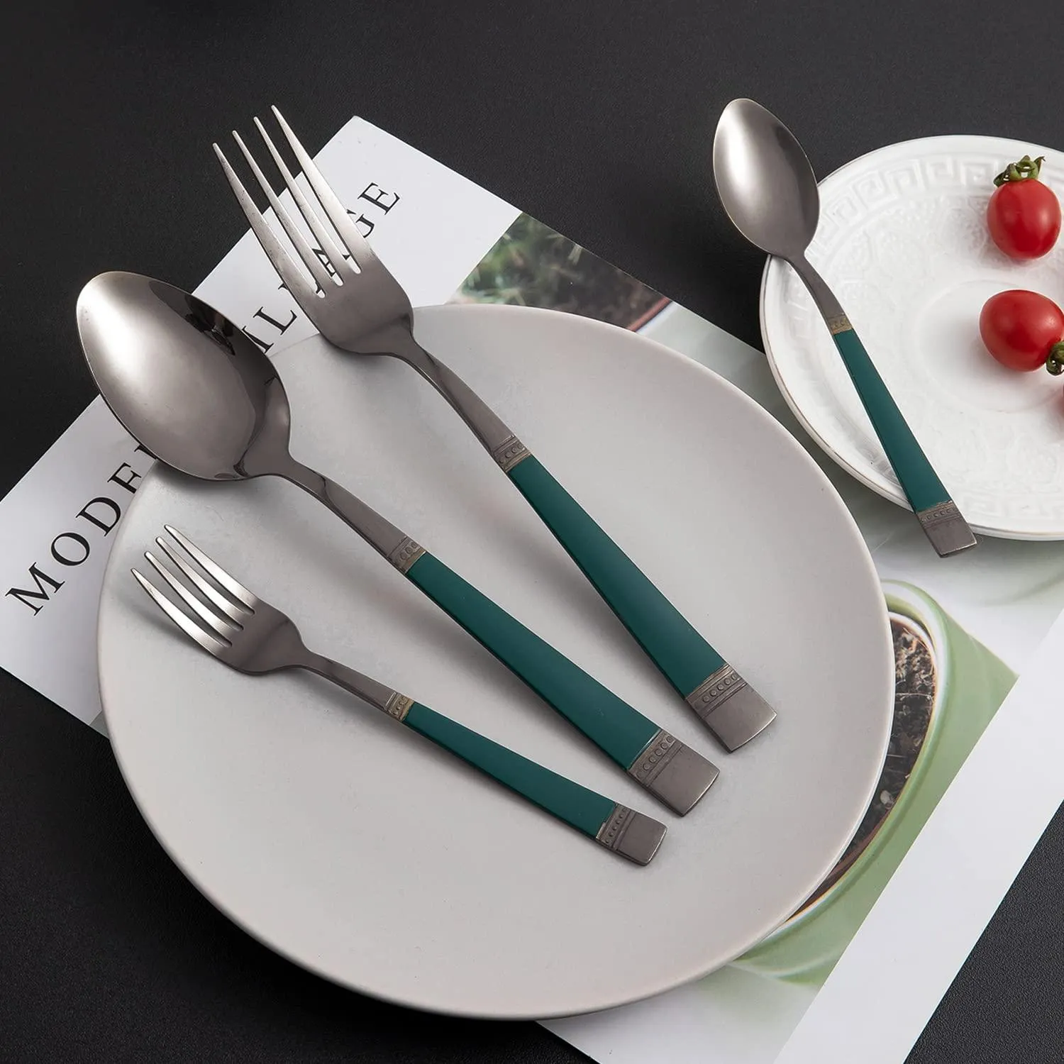 HOKIPO Cutlery Set of 18 / 24 Pcs Stainless Steel Flatware Set, Mirror Finish - Black