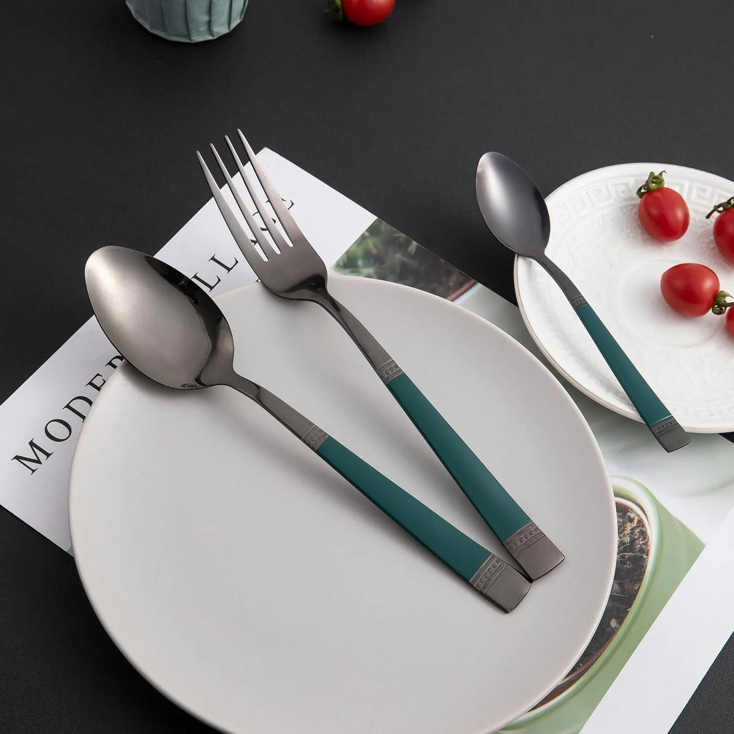 HOKIPO Cutlery Set of 18 / 24 Pcs Stainless Steel Flatware Set, Mirror Finish - Black