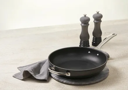 Le Creuset Toughened Nonstick PRO Deep Fry Pan, 11-Inches
